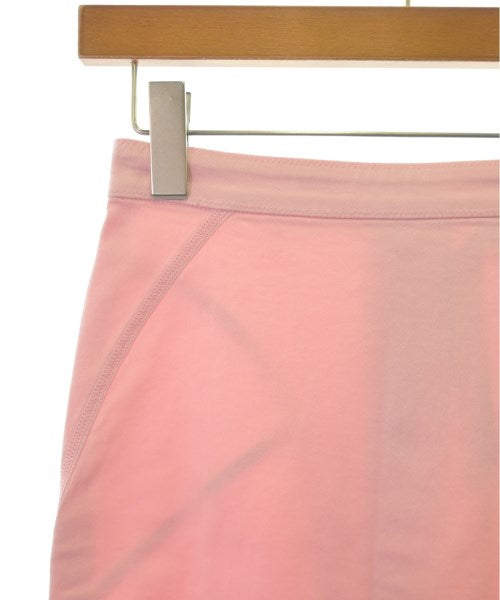 Nﾟ 21 กระโปรงยาวถึงเข่า