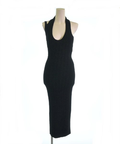 Nﾟ 21 ชุดเดรส