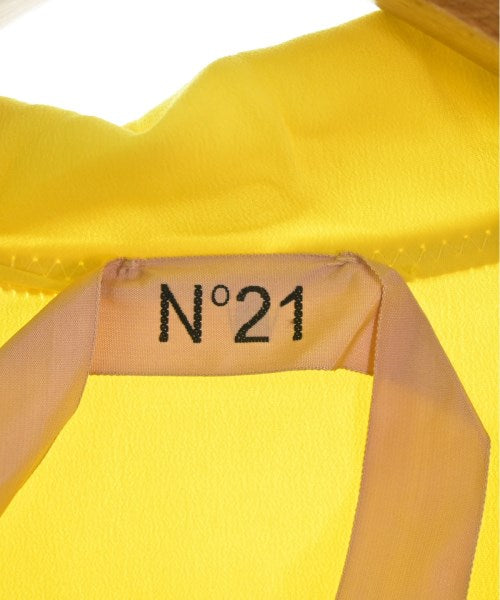 Nﾟ 21 เสื้อสตรี