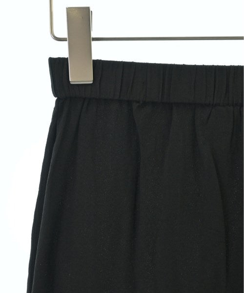 Nﾟ 21 กระโปรงยาวถึงเข่า