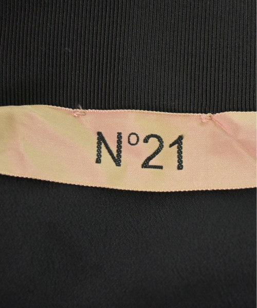 Nﾟ 21 กระโปรงยาวถึงเข่า