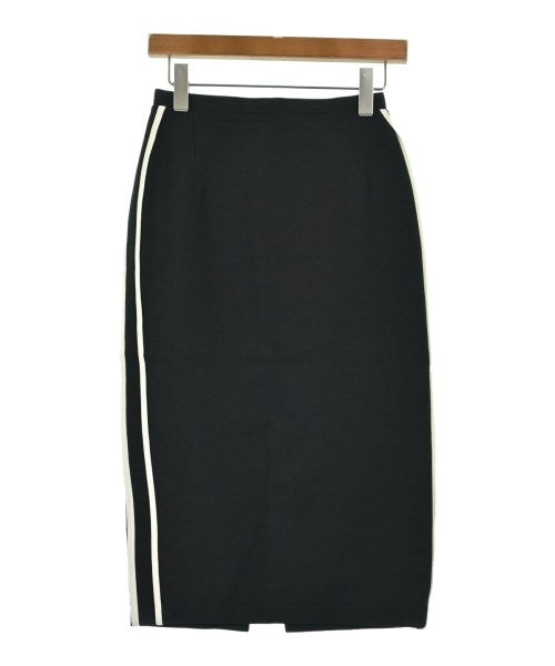 Nﾟ 21 กระโปรงยาวถึงเข่า