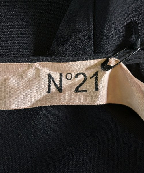 Nﾟ 21 ชุดเดรส