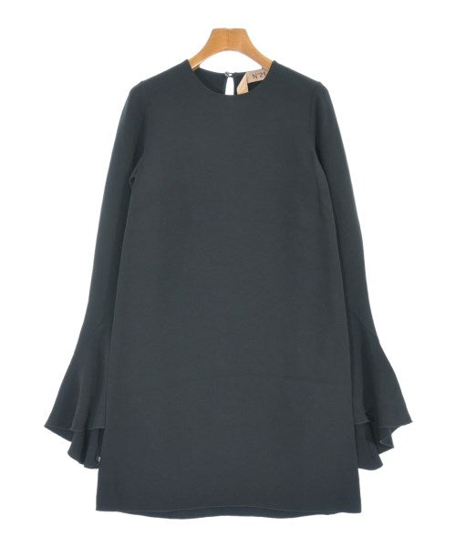 Nﾟ 21 ชุดเดรส