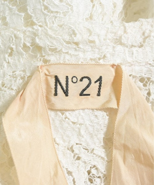 Nﾟ 21 เสื้อสตรี