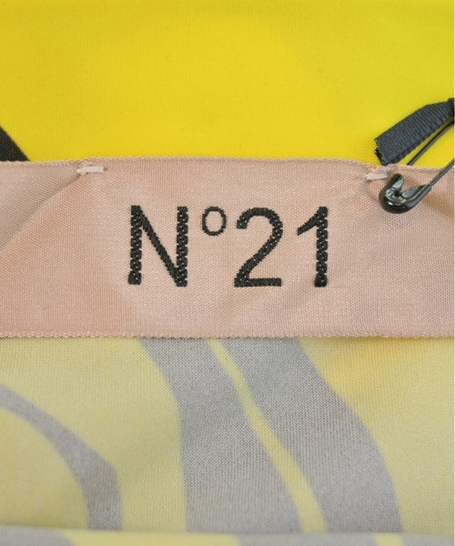 Nﾟ 21 เสื้อลำลอง