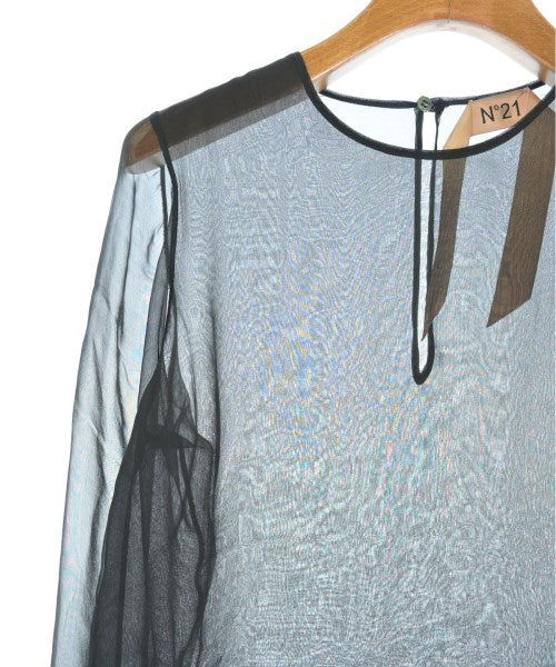 Nﾟ 21 เสื้อสตรี