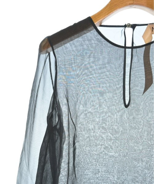 Nﾟ 21 เสื้อสตรี