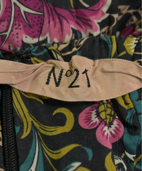 Nﾟ 21 ชุดเดรส