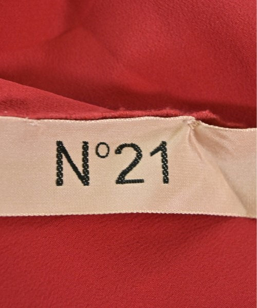 Nﾟ 21 เสื้อสตรี