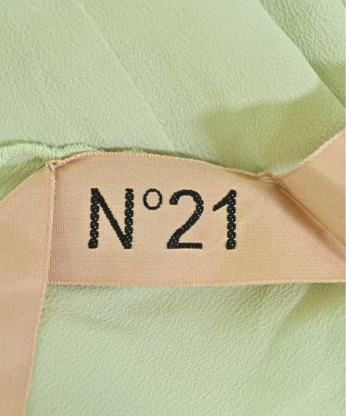 Nﾟ 21 เสื้อสตรี