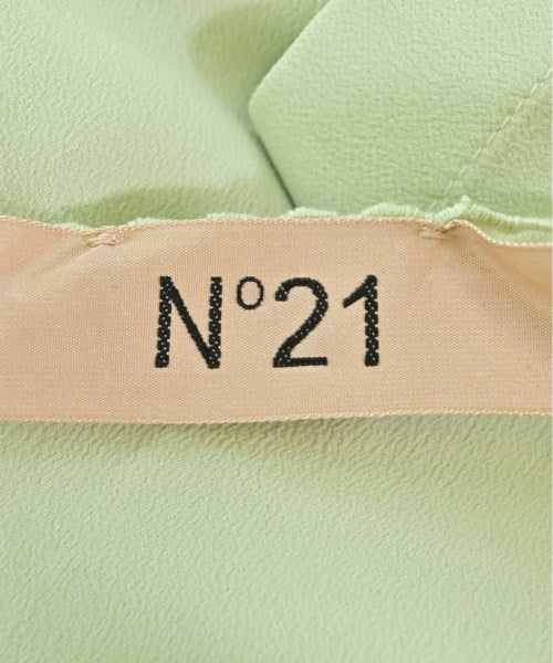 Nﾟ 21 เสื้อสตรี