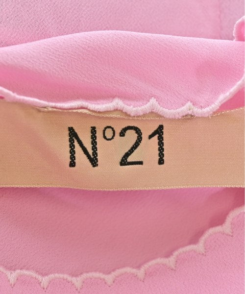 Nﾟ 21 เสื้อสตรี
