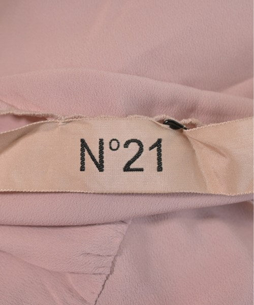 Nﾟ 21 เสื้อสตรี