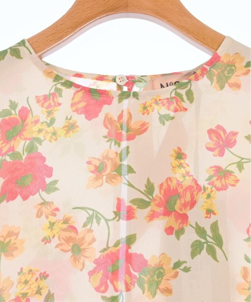 Nﾟ 21 เสื้อสตรี
