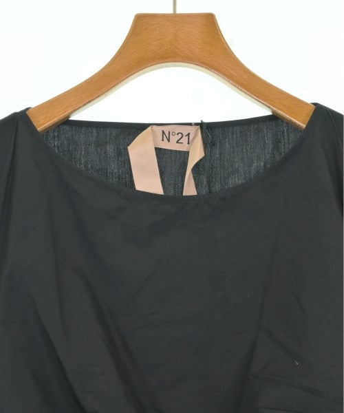 Nﾟ 21 ชุดเดรส