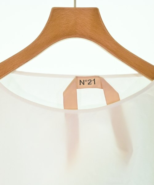 Nﾟ 21 ชุดเดรส