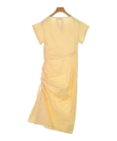 Nﾟ 21 ชุดเดรส