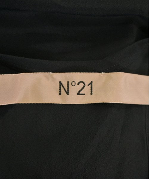 Nﾟ 21 ชุดเดรส