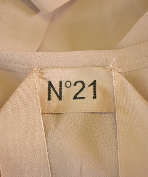Nﾟ 21 ชุดเดรส