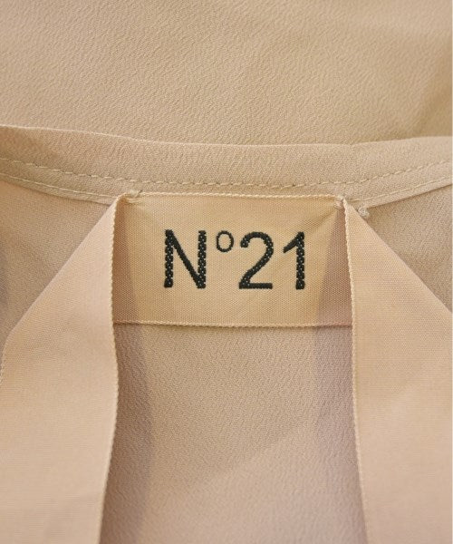 Nﾟ 21 ชุดเดรส