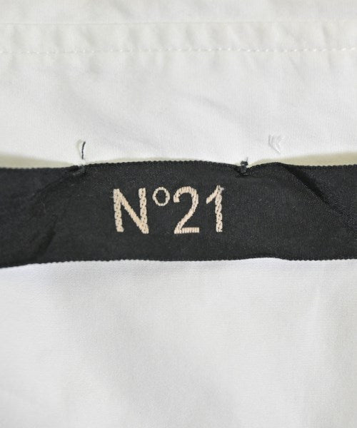 Nﾟ 21 เสื้อลำลอง