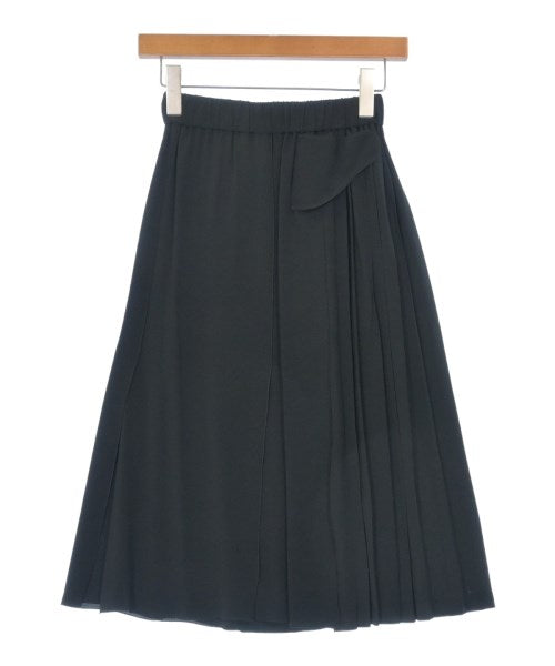 Nﾟ 21 กระโปรงยาวถึงเข่า