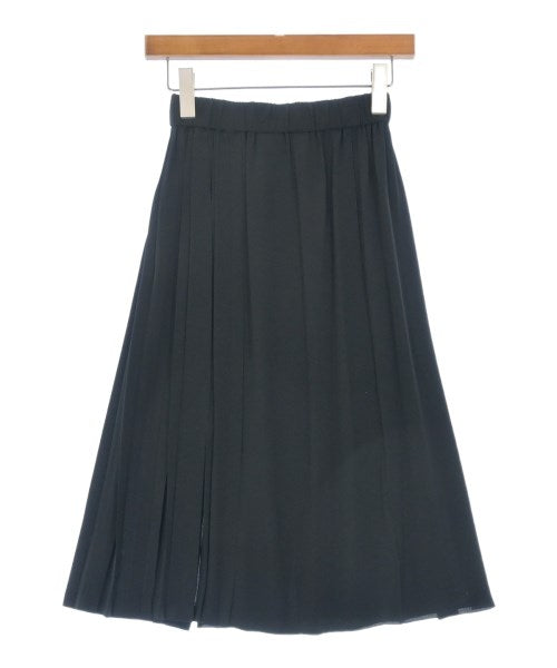 Nﾟ 21 กระโปรงยาวถึงเข่า