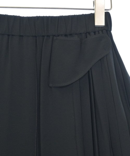 Nﾟ 21 กระโปรงยาวถึงเข่า