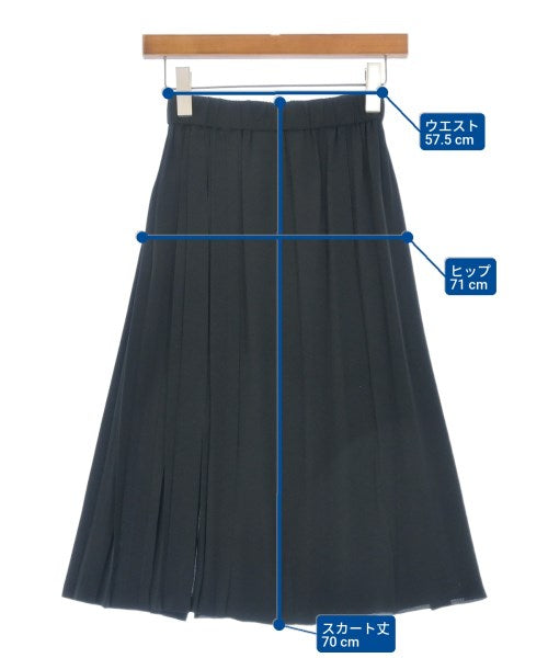 Nﾟ 21 กระโปรงยาวถึงเข่า