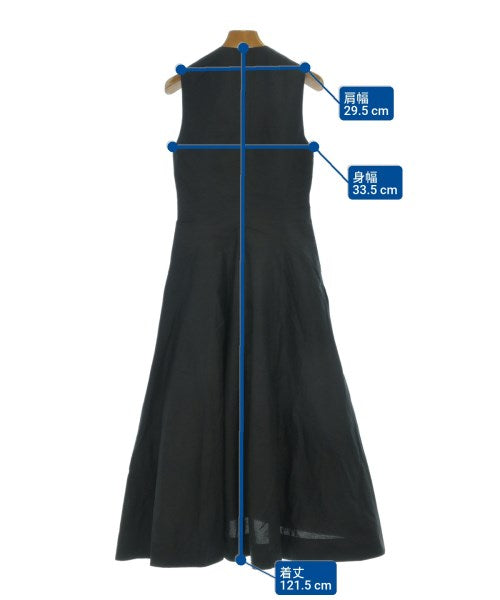 Nﾟ 21 ชุดเดรส