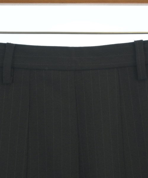 Nﾟ 21 กระโปรงยาวถึงเข่า