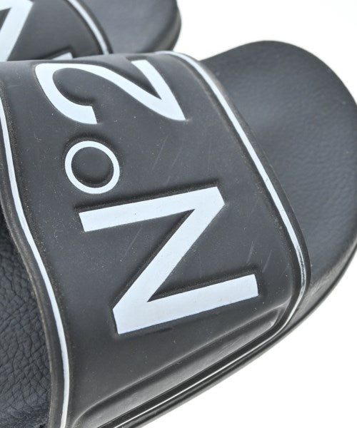Nﾟ 21 รองเท้าแตะ