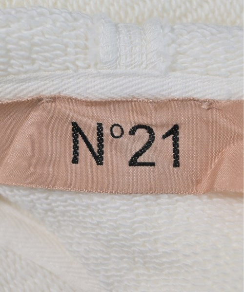 Nﾟ 21 เสื้อฮู้ด