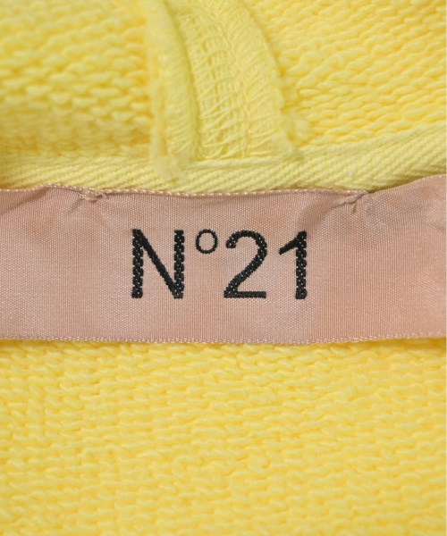 Nﾟ 21 เสื้อฮู้ด