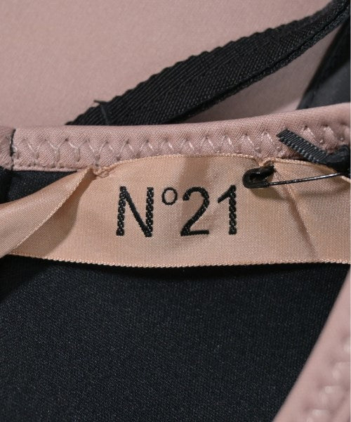 Nﾟ 21 แขนกุด