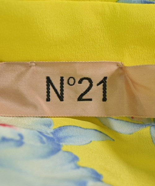 Nﾟ 21 เสื้อสตรี