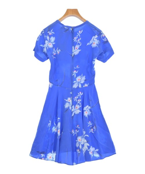 Nﾟ 21 ชุดเดรส