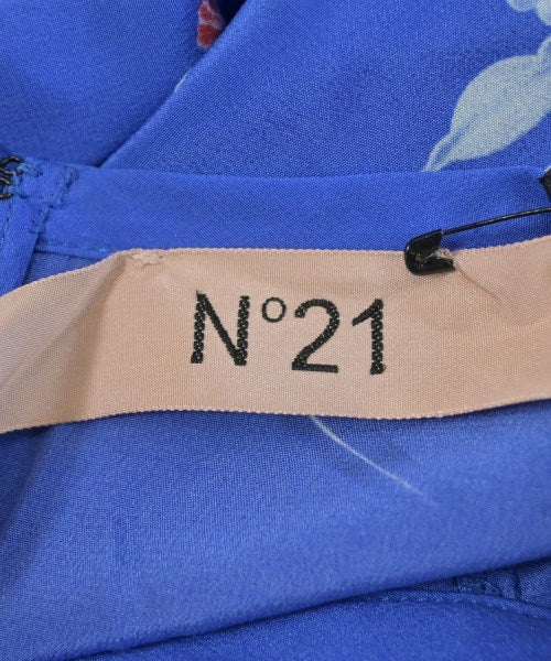 Nﾟ 21 ชุดเดรส