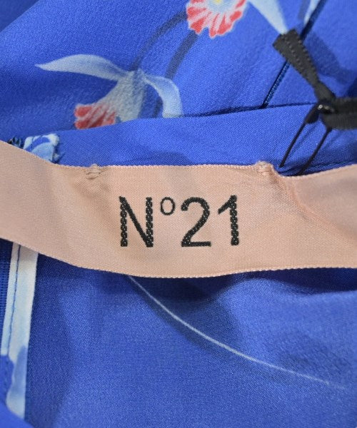 Nﾟ 21 ชุดเดรส