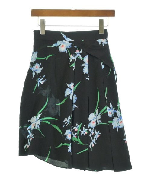 Nﾟ 21 กระโปรงยาวถึงเข่า