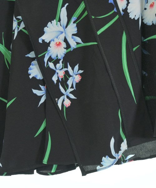 Nﾟ 21 กระโปรงยาวถึงเข่า