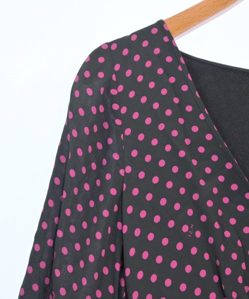 Nﾟ 21 ชุดเดรส