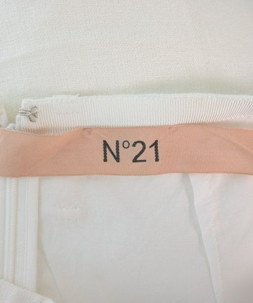 Nﾟ 21 กระโปรงยาวถึงเข่า