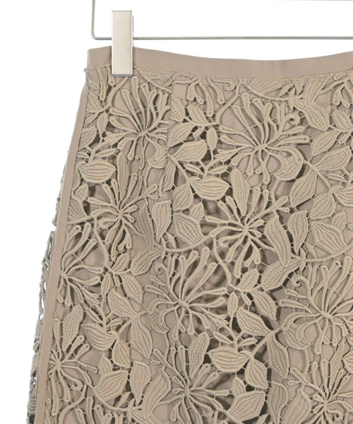 Nﾟ 21 กระโปรงยาวถึงเข่า