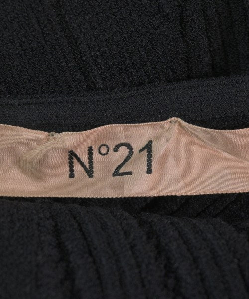 Nﾟ 21 ชุดเดรส