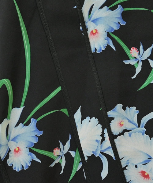 Nﾟ 21 กระโปรงยาวถึงเข่า