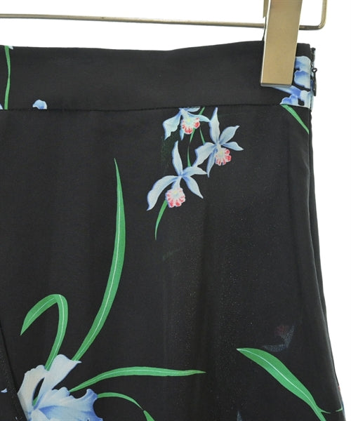 Nﾟ 21 กระโปรงยาวถึงเข่า