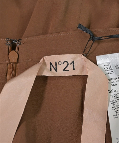Nﾟ 21 กระโปรงสั้น