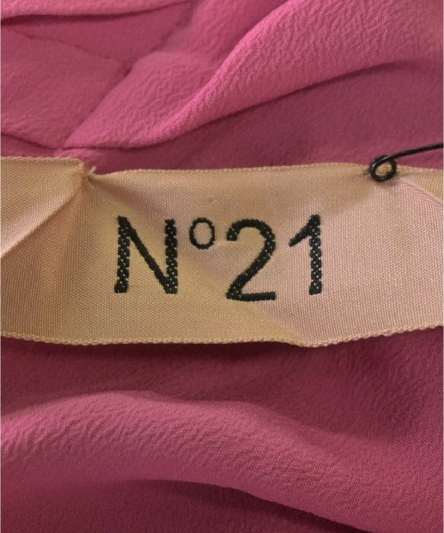 Nﾟ 21 ชุดเดรส